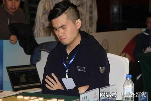 实战技巧：象棋开局阶段贪吃的危害及九游娱乐官网出子需均衡的技战术研究