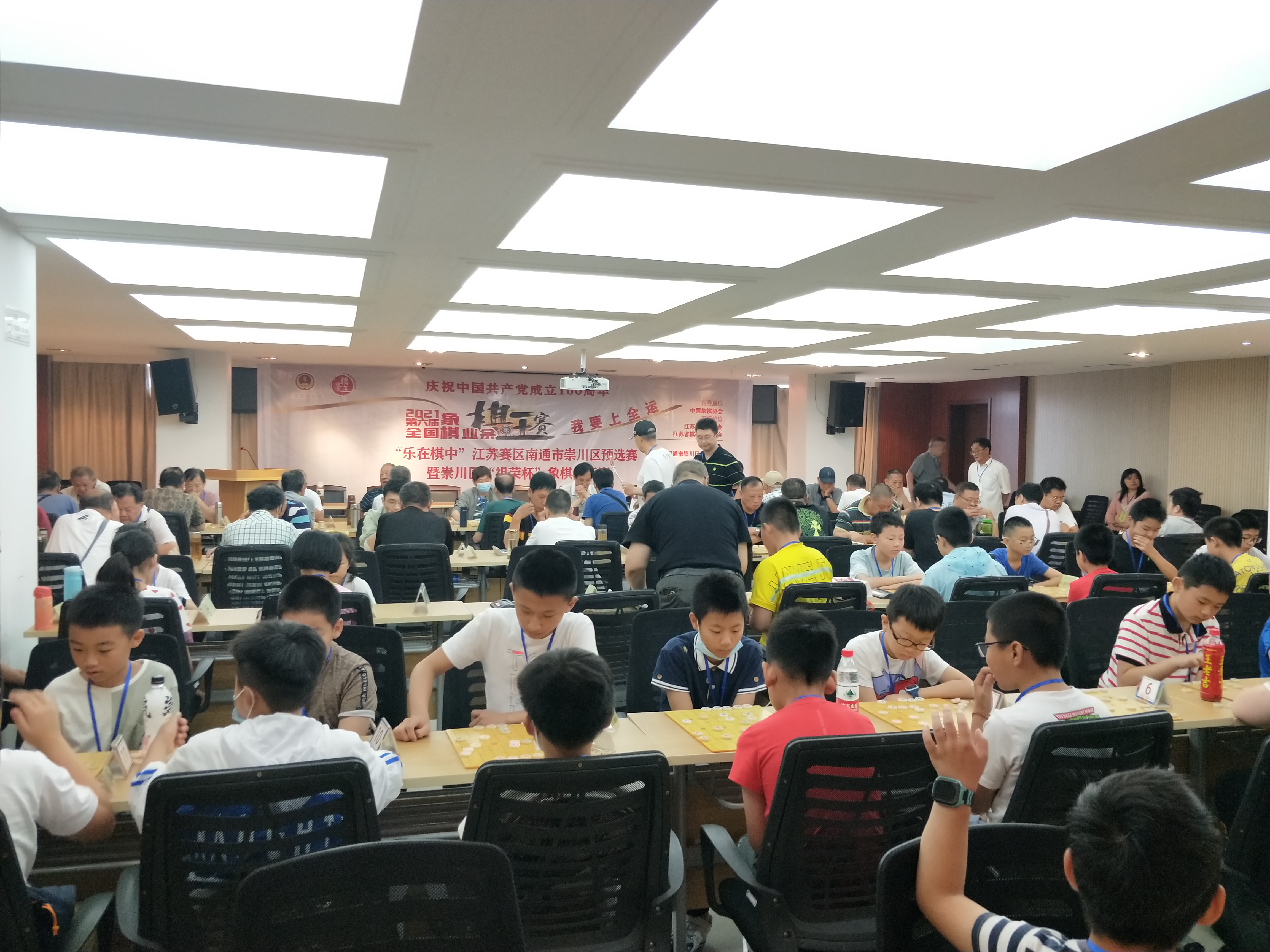 九游娱乐通城象棋战火燃 各路高手争棋王